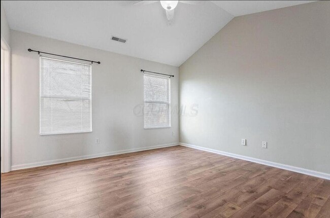 Building Photo - 408 Fuller's Cir