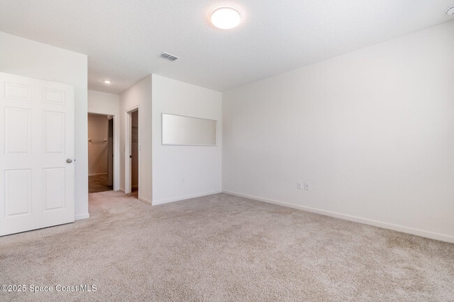 Building Photo - 899 Forest Trace Cir