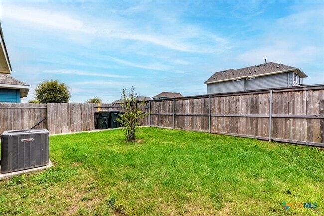 Building Photo - 360 Spiny Lizard Ln