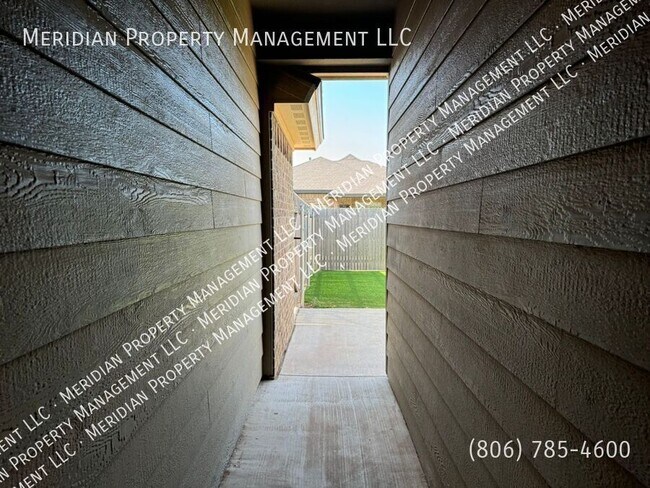 Building Photo - 2745 137th St