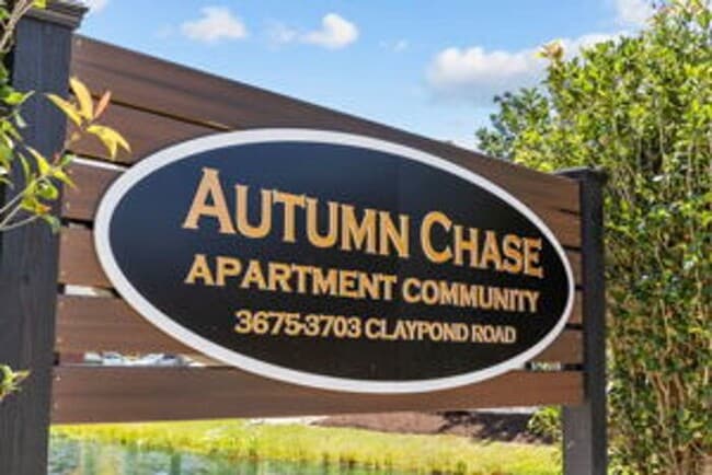 Building Photo - A two-bedroom this nice moves faster than a local taking the back way to avoid the 17 Bypass. Che...