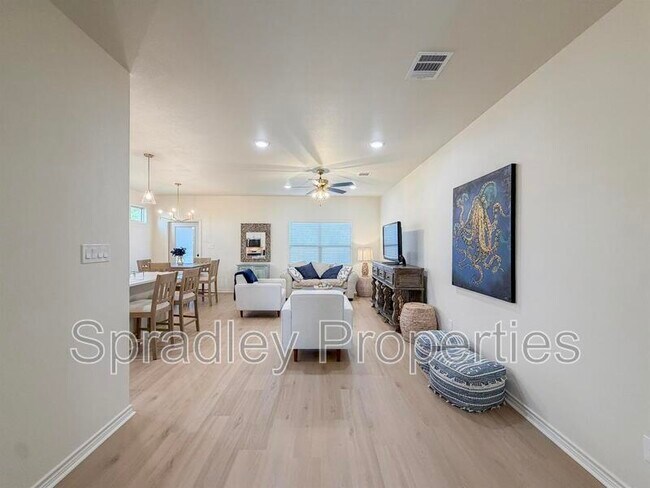 Building Photo - 1404 Rita Blanca Ct