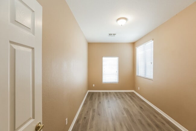 Building Photo - 14473 W Avalon Dr