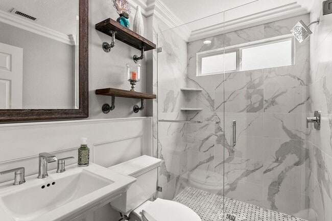 Building Photo - 27976 Milt Cir