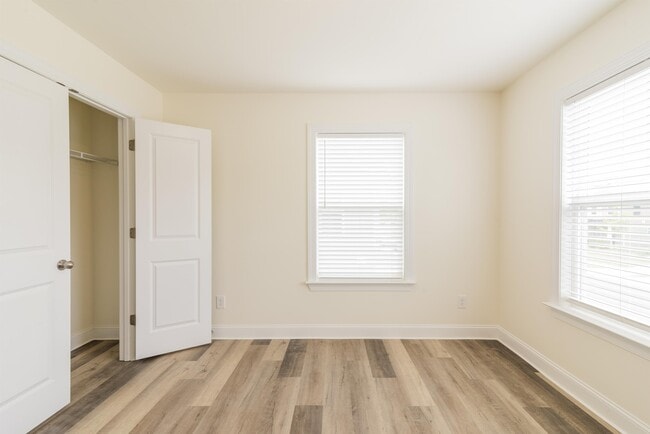 Building Photo - 2148 Bexar Trl