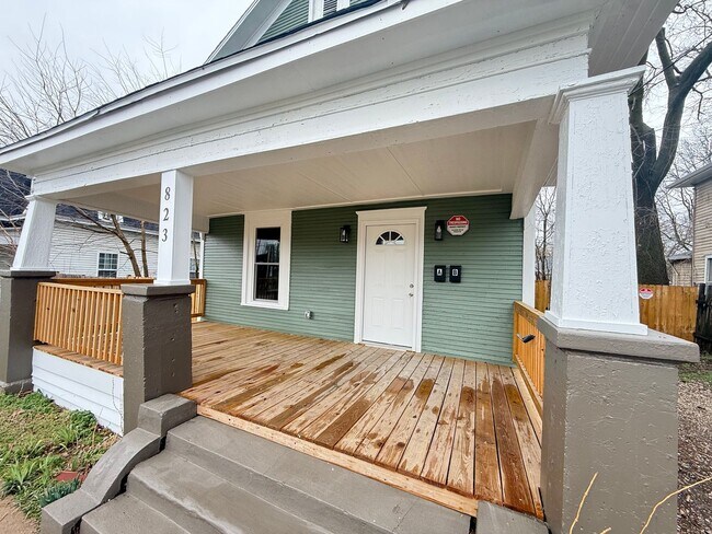 Building Photo - 823 N Main Ave