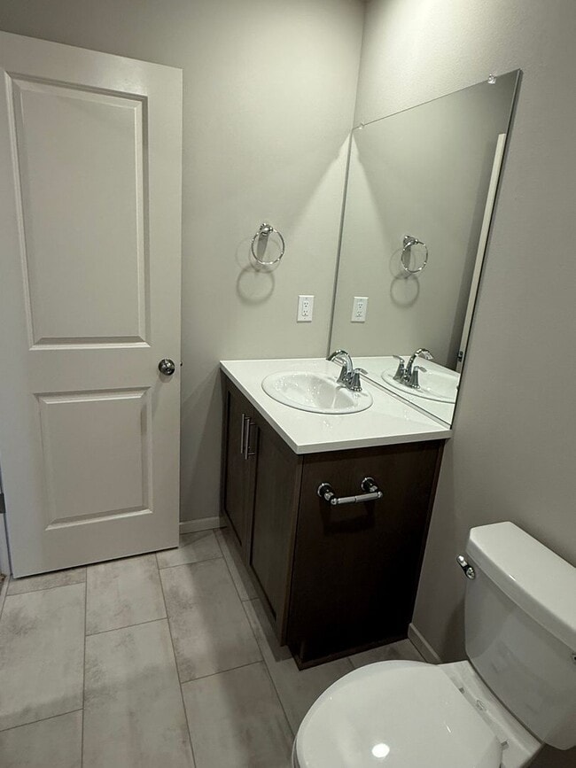Building Photo - Brand New Home! Be The First To Live Here!...