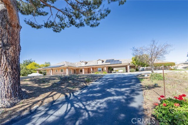 Building Photo - 38900 Ave Arriba