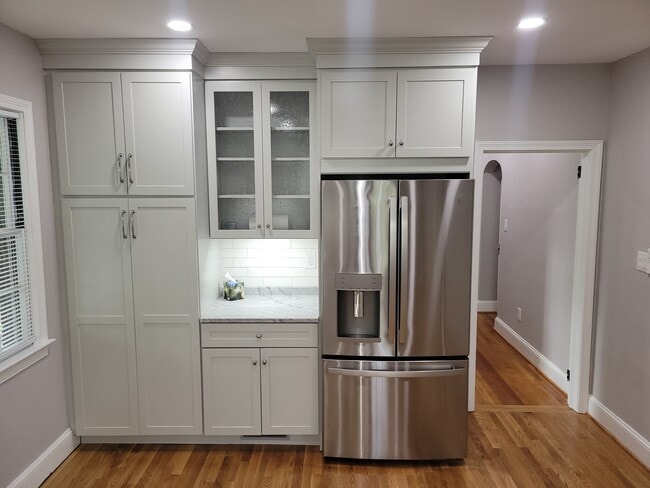 Building Photo - 126 Tred Avon Ave