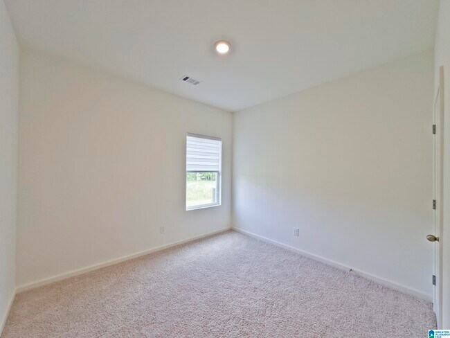 Building Photo - 306 Park Crest Run