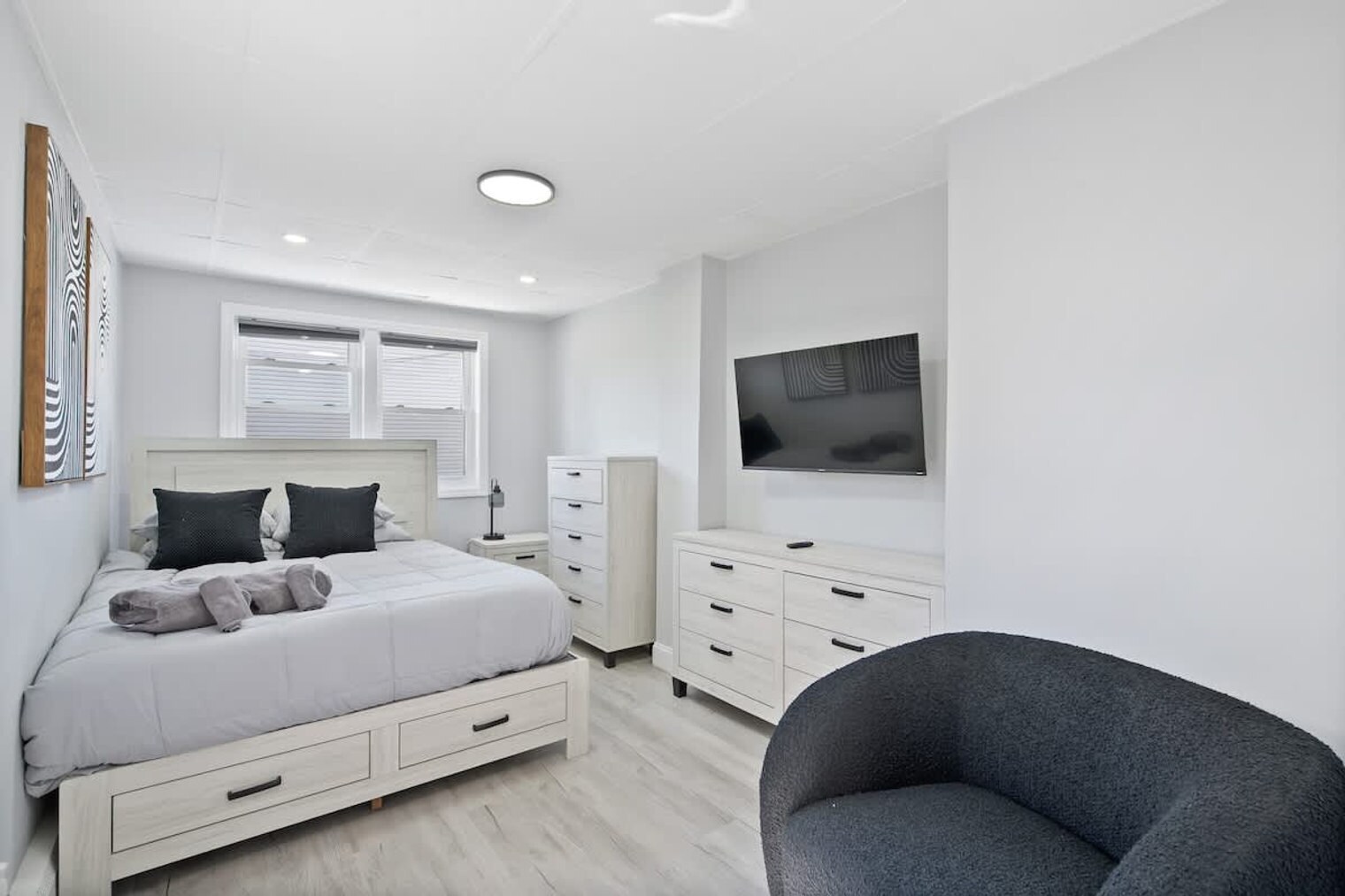 Building Photo - 225 Hancock Ave