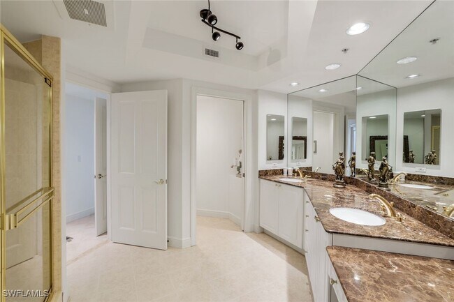 Building Photo - 1060 Borghese Ln