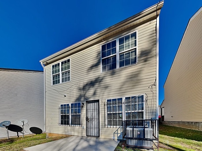 Building Photo - 1230 Brookstone Rd