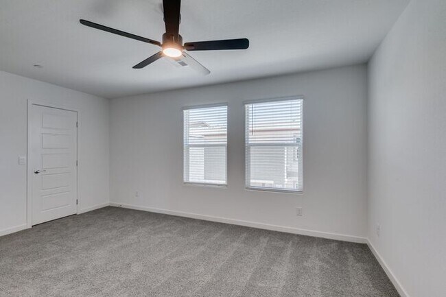 Building Photo - Beautiful New 3 Bed / 2.5 Bath Townhome 89178