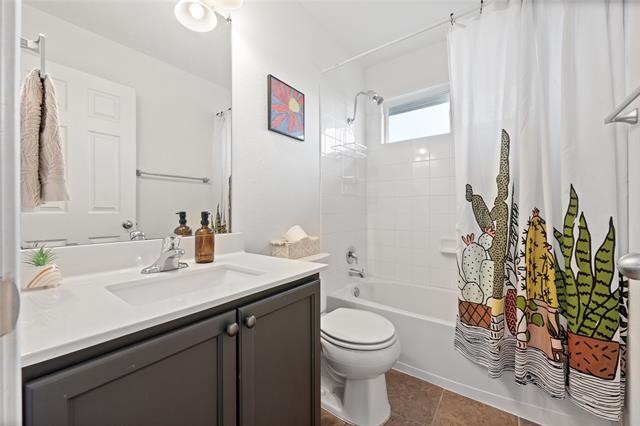 Building Photo - 5516 Pinery Dr