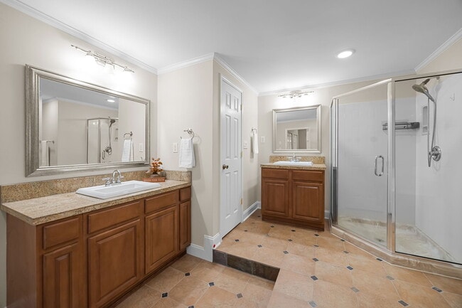 Building Photo - 6423 New Market Way