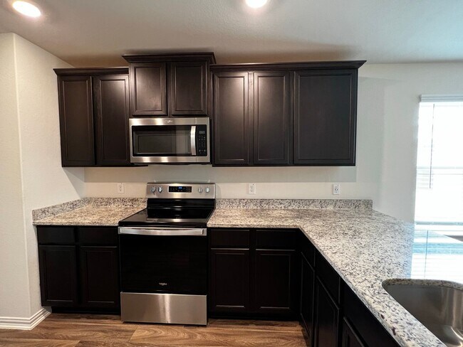 Building Photo - 7326 Anchor Cyn