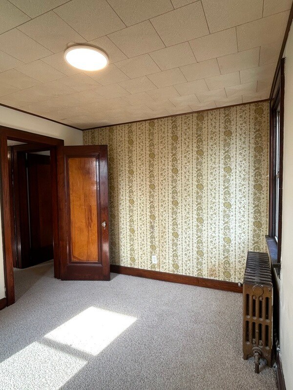 Building Photo - 114 Augusta St