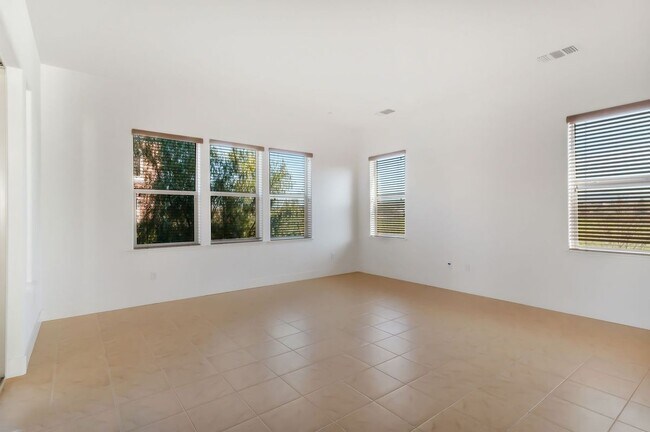 Building Photo - 1433 Freeman Ln
