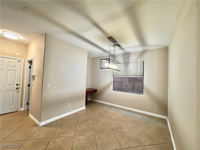 Building Photo - 10658 Little Horse Creek Ave