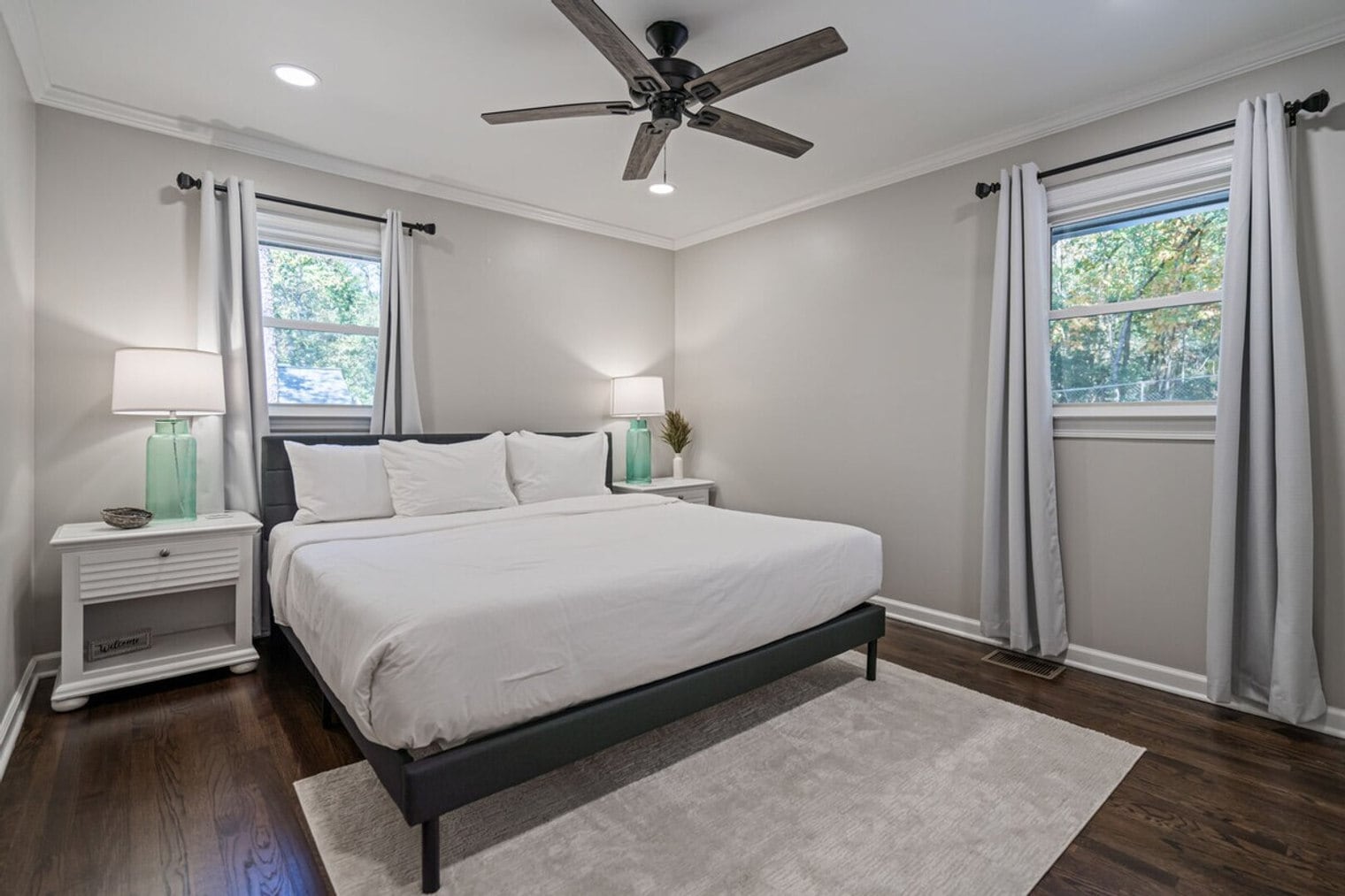 Building Photo - 6 Oriole Dr