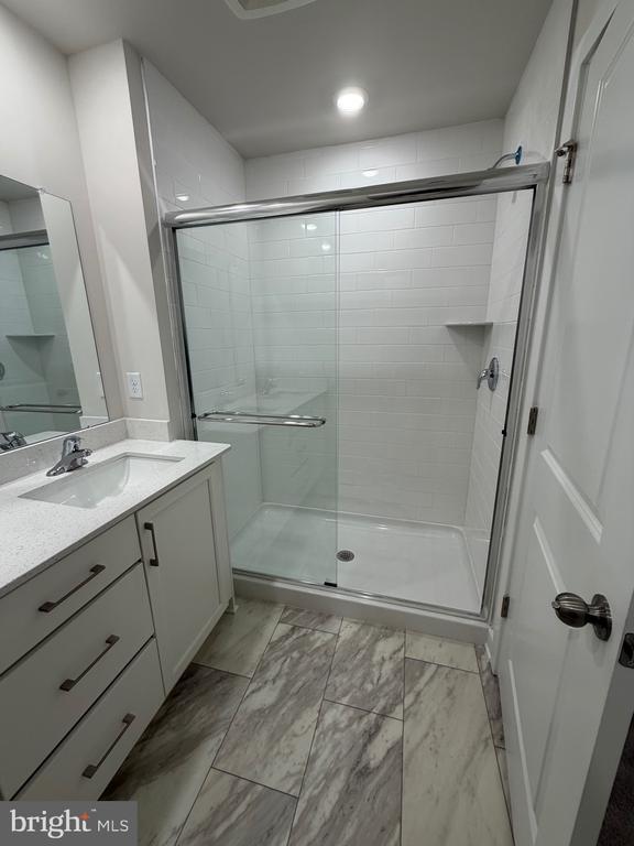 Building Photo - 10 Barbine Wy