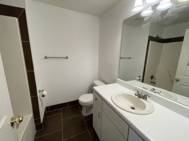 Building Photo - 903 Crystal Bear Trail