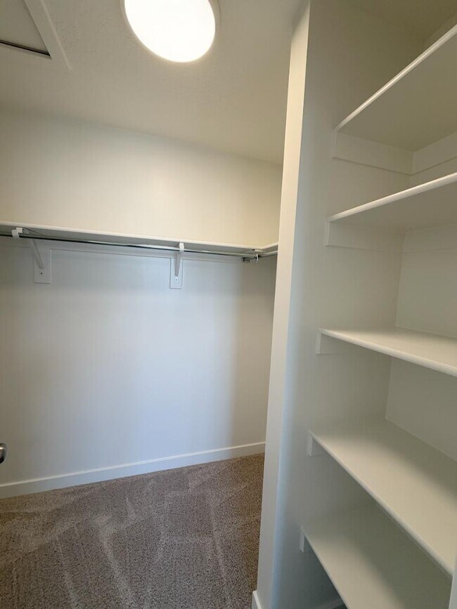 Building Photo - 502 S 1140 W