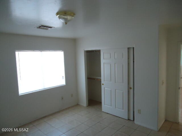 Building Photo - 3036 N Balboa Ave