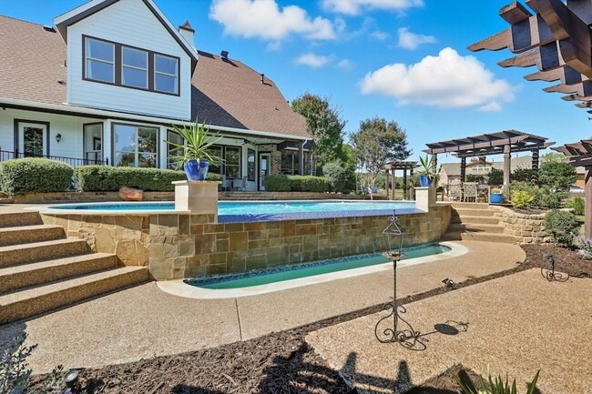 Building Photo - 7889 Steeplechase Cir