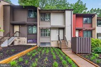 Building Photo - 2236 Cartwright Pl