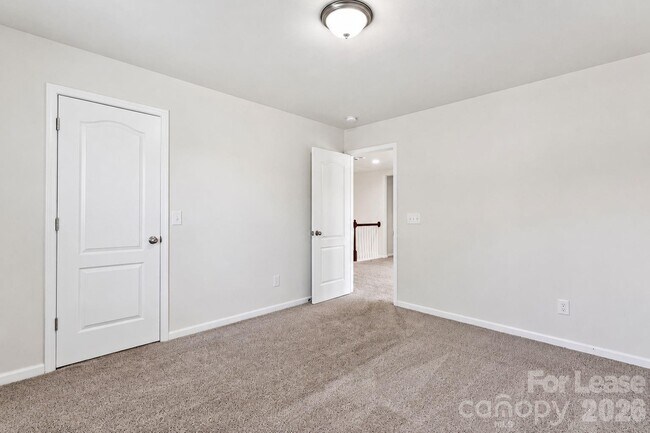 Building Photo - 151 Blossom Ridge Dr