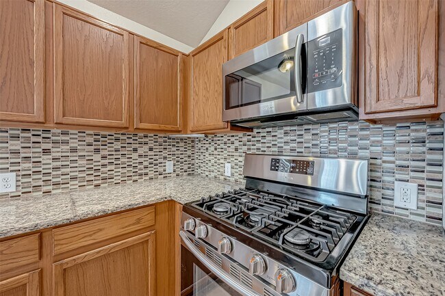 Building Photo - 5910 Spring Sunrise Dr