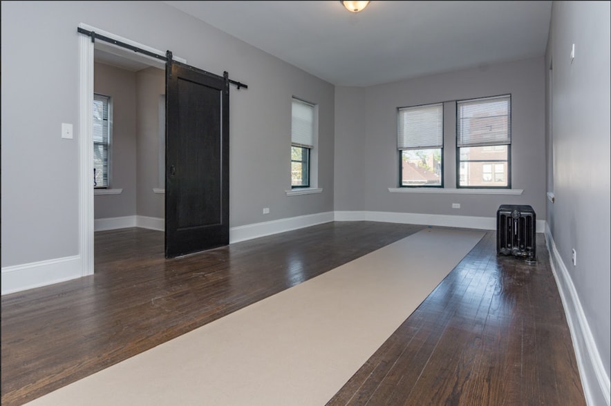 Building Photo - 6711 S Cregier Ave