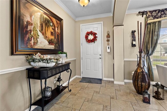 Building Photo - 1352 Oakcrest Ct