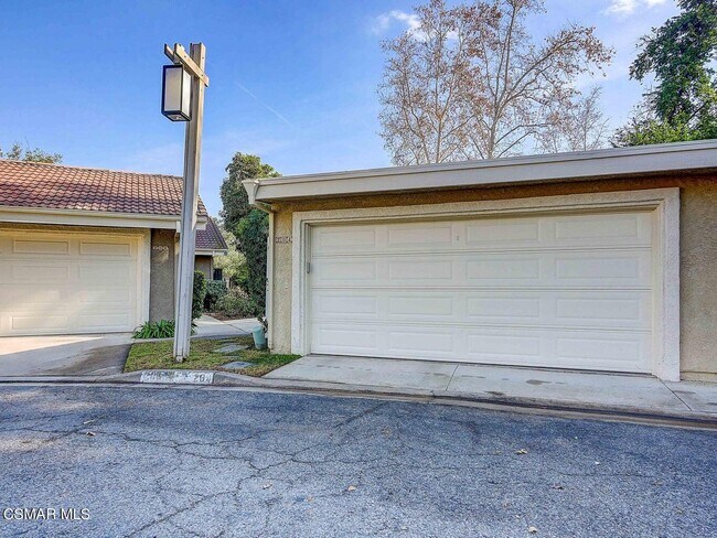 Building Photo - 204 Estrellita Ln