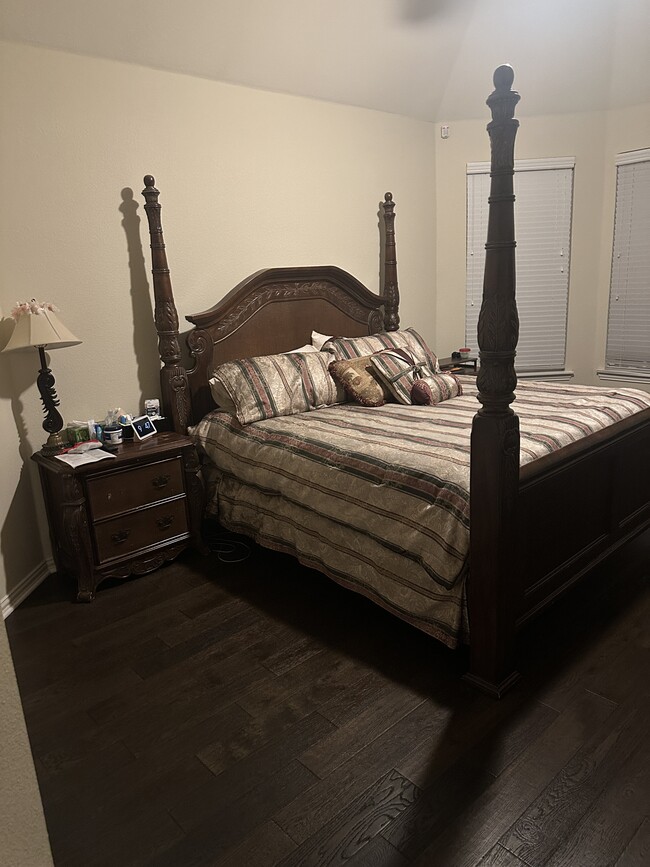 Building Photo - 1580 Cream Level Rd