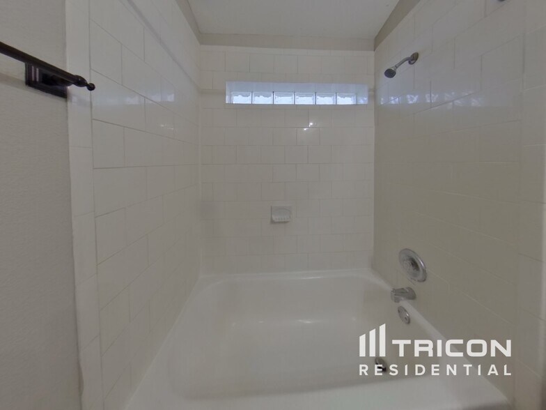 Building Photo - 2763 Snow Goose Ln