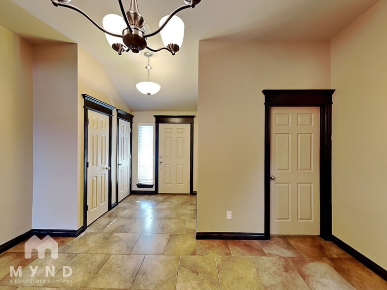 Building Photo - 18214 Manera Wy