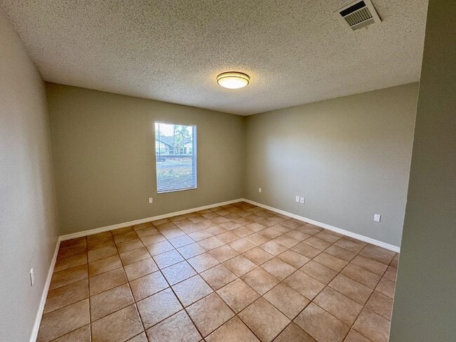 Building Photo - Beautiful 3-Bedroom Home for Rent in Kissimmee – Spacious & Move-In Ready!