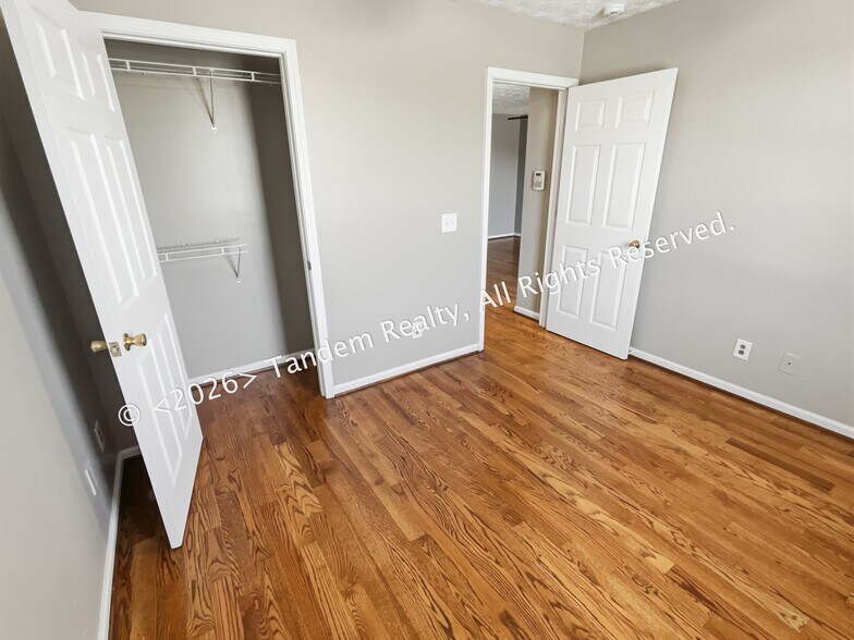 Building Photo - 1525 Luton St