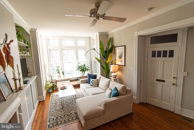 Building Photo - 515 N Columbus St