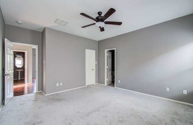 Building Photo - 14034 Chelseahurst Ln