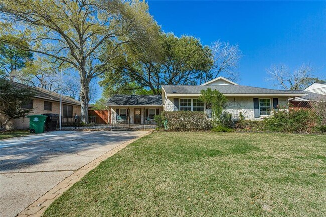 Building Photo - 4306 Benning Dr