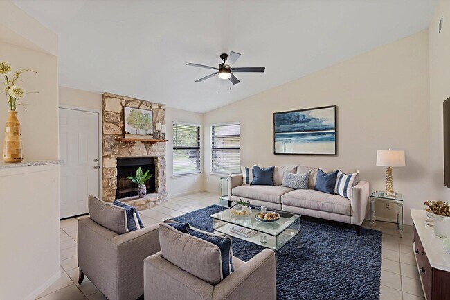 Building Photo - 609 Aspen Ln