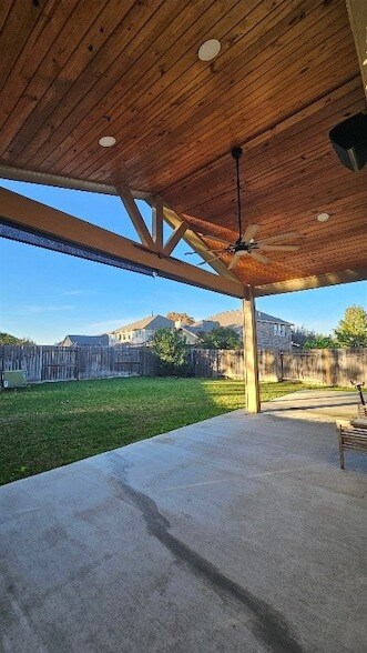 Building Photo - 9407 Herons Grove Ln