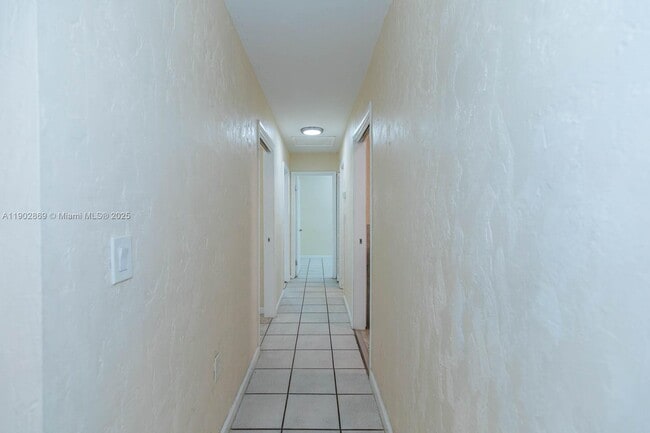 Building Photo - 1010 N 69th Way