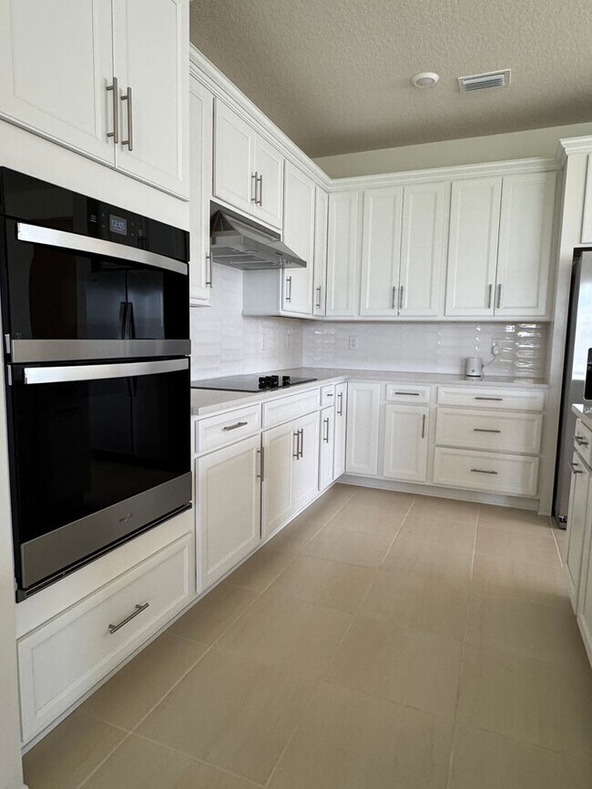 Building Photo - 5555 Settlingstone Ln