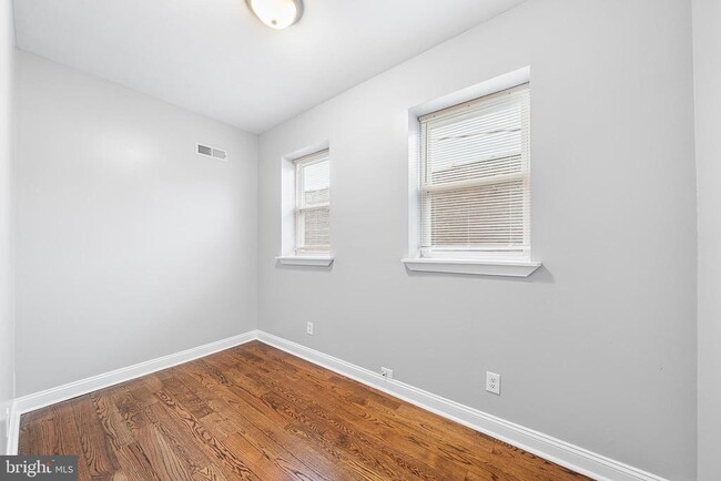 Building Photo - 3645 Emerald St