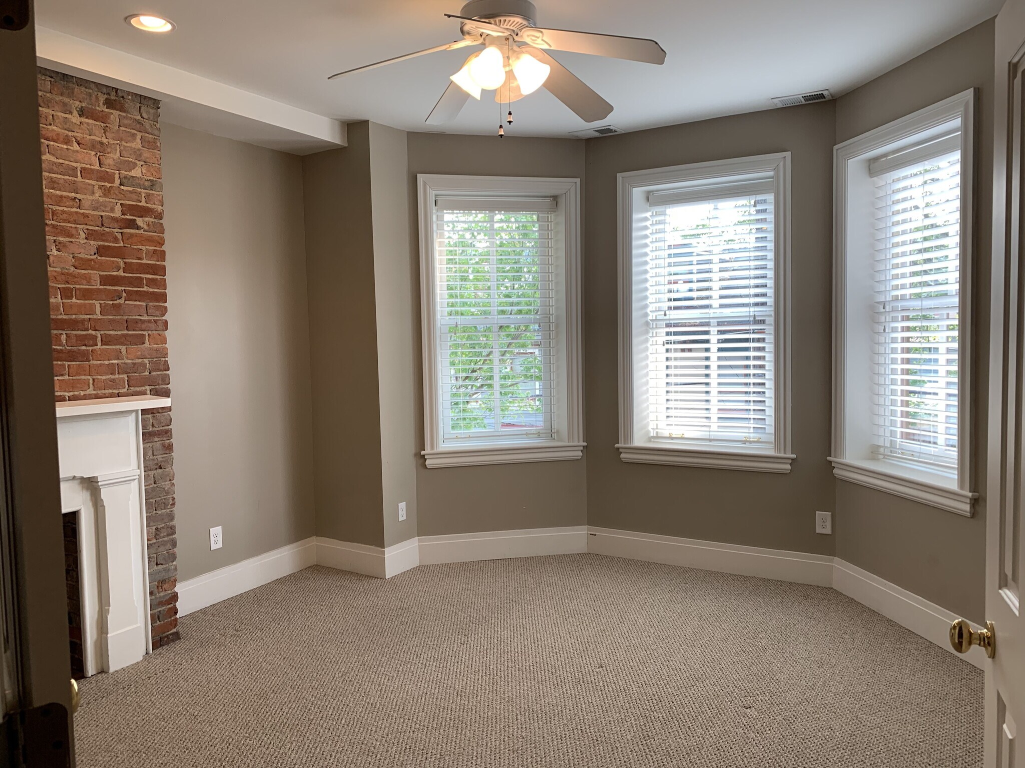2nd Floor Bedroorm - 1339-2 W North Ave